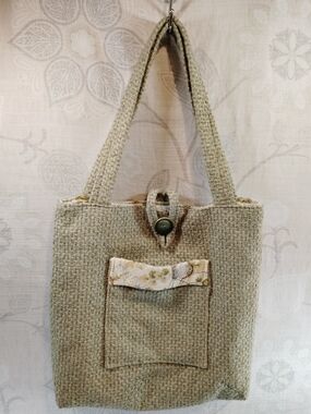 Neutral Olive Green Woven Tote Bag with Front Pocket